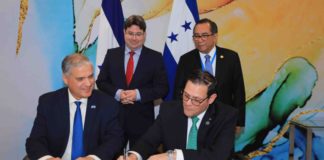 Honduras e Israel firman convenios de cooperación diplomática y desarrollo