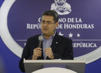 Presidente hondureño pide al Parlamento aprobar balotaje y regular reelección