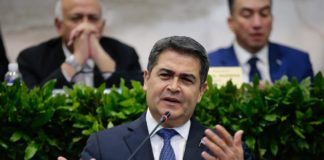 Presidente de Honduras cumple tres años de reelección, sin superar la crisis