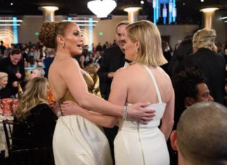 JLo da a entender en los Globos de Oro que se casó con Alex Rodríguez