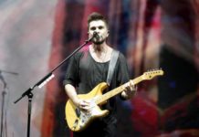 Alejandro Fernández, Juanes y Roberto Carlos dieron serenatas a las madres