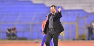 El Comunicaciones del argentino Tapia defiende el liderato en Guatemala