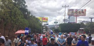 Inusual protestan dominguera en Tegucigalpa en favor de la MACCIH