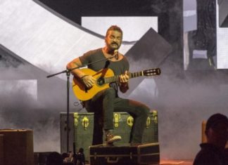 Ricardo Arjona desafiará a la industria musical con una doble producción