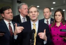 Demócratas desgranan argumentos sobre el cargo de abuso de poder contra Trump