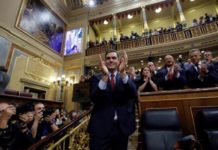 España pone fin al bloqueo político con la elección de Pedro Sánchez