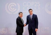 El presidente de Honduras saluda a Pedro Sánchez por investidura como jefe de Gobierno español