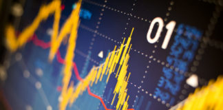 EEUU no podrá reabrir su economía el 1 de mayo, dice el jefe de salud pública