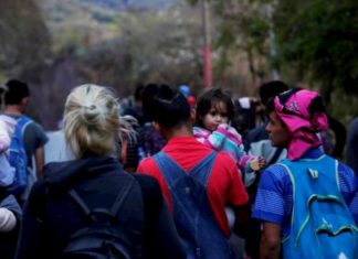 Estados Unidos reitera a hondureños que ingresen ilegalmente que serán detenidos y deportados