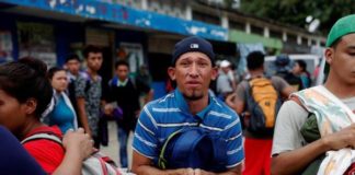 Hondureños en caravana desafían dura ley migratoria de EE.UU.