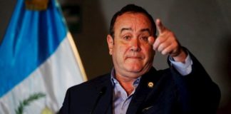 Nuevo presidente de Guatemala crea comisión gubernamental anticorrupción