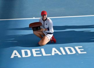 Ashleigh Barty gana en casa