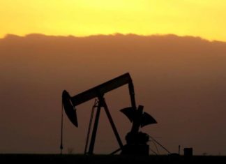 El petróleo de Texas abre con un descenso del 0,29 %, hasta 58,51 dólares