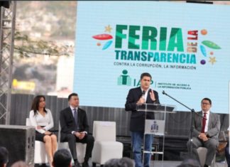 Presidente hondureño dice que la transparencia es una vacuna contra la corrupción