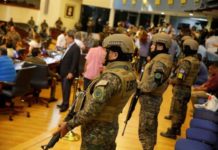 Ombudsman salvadoreño: militarización en el Congreso puso en riesgo al país