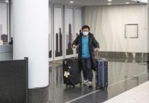 Permiten salir a 130 clientes de un hotel español aislados por el coronavirus