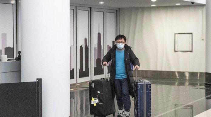 Permiten salir a 130 clientes de un hotel español aislados por el coronavirus
