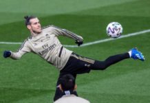 Bale sufre un esguince en el dedo meñique de la mano derecha