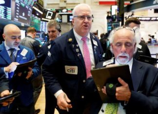 Wall Street cierra rojo por miedo al efecto del coronavirus en la economía china