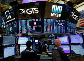 Wall Street abre en verde pese al aviso de la Fed sobre el coronavirus
