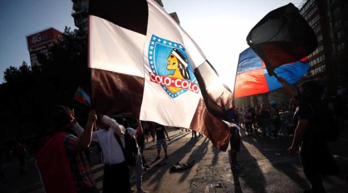 El fútbol lleva a las gradas la turbulencia de la crisis social en Chile