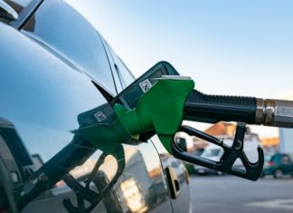 Precio de gasolinas baja por cuarta semana consecutiva