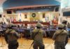 El presidente salvadoreño abre polémica sesión en custodiado Parlamento