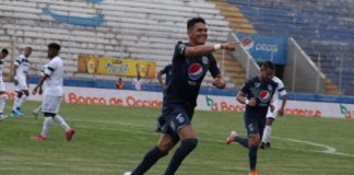 Motagua, con triplete de paraguayo Moreira, gana y sigue líder en Honduras
