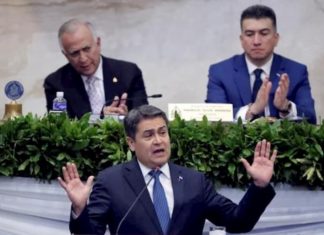 El presidente de Honduras y un grupo de eurodiputados hablan sobre seguridad
