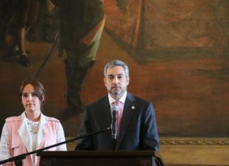 Dengue afecta a la primera dama después de atacar al presidente de Paraguay