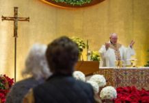 Ciudades brasileñas ensayan reapertura e iglesias reabrirán en Río de Janeiro