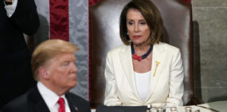 Pelosi acusa a Trump de convertir el Congreso en un «reality show»