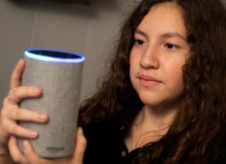 Alexa, ¿cómo pido asilo en EE.UU.? La aplicación de una niña latina responde