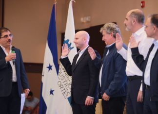 Pedro Barquero es juramentado como presidente de la CCIC