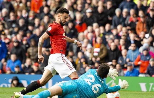 El United golea al Watford y Bruno Fernandes marca