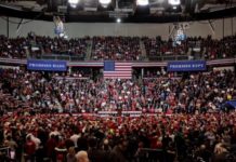 Trump lleva su campaña a una New Hampshire que respira primarias demócratas