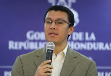 Poder ejecutivo recibe decreto de abrogación del Código Penal aprobado por junta paralela del CN