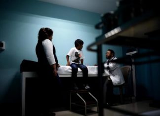 Líderes evangélicos piden a Trump que proteja a niños y respete la ley de asilo