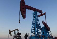 Petróleo de Texas baja 4,9 % por coronavirus, peor caída semanal desde 2008