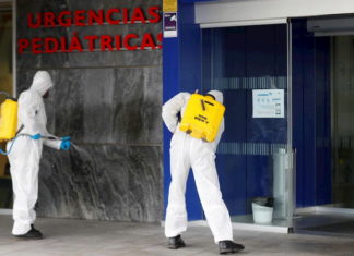 Chile registra mayor repunte de casos en un día y tercera muerte por COVID-19