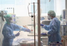 Bajan las muertes por COVID-19 en España pero suben los nuevos casos