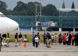 Suspenden deportaciones de hondureños y salvadoreños a Guatemala por COVID-19