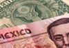 El peso mexicano supera por primera vez la barrera de 25 unidades por dólar