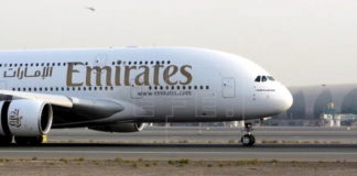 Emirates suspende todos sus vuelos comerciales a partir del miércoles