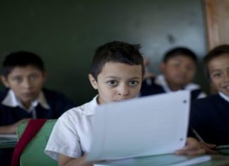 Por 14 días quedan suspendidas clases, ingreso de viajeros y eventos públicos