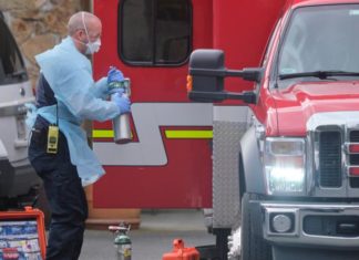 Casos confirmados de COVID-19 en Florida se elevan a 830 y ya hay 13 muertos