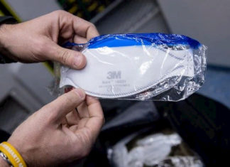 Francia ha encargado 1.000 millones de mascarillas para los próximos meses