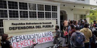 Denuncian la detención del periodista venezolano Darvinson Rojas en Caracas