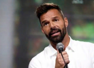 Ricky Martin pide donar para adquirir equipo médico para combatir COVID-19