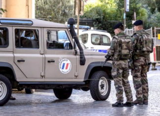 Francia retira a sus soldados de Irak por el coronavirus